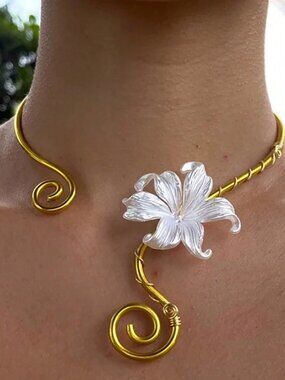 Gold Boho Style Women's Iridescent Spiral Iris Flower Choker Necklace